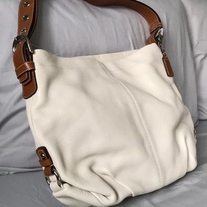 Coach- leather shoulder bag